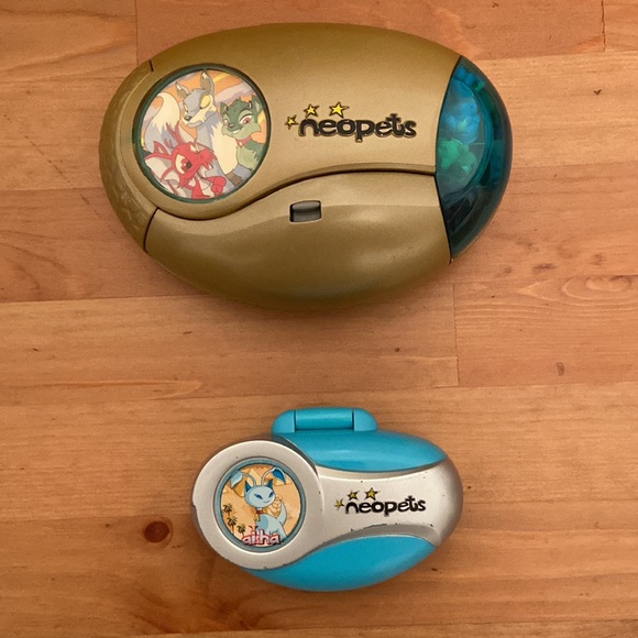 NEOPETS Video Games & Consoles Pocket Neopetrare Blue Aisha In The